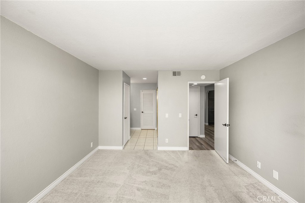 MLS #OC25171029 image #22