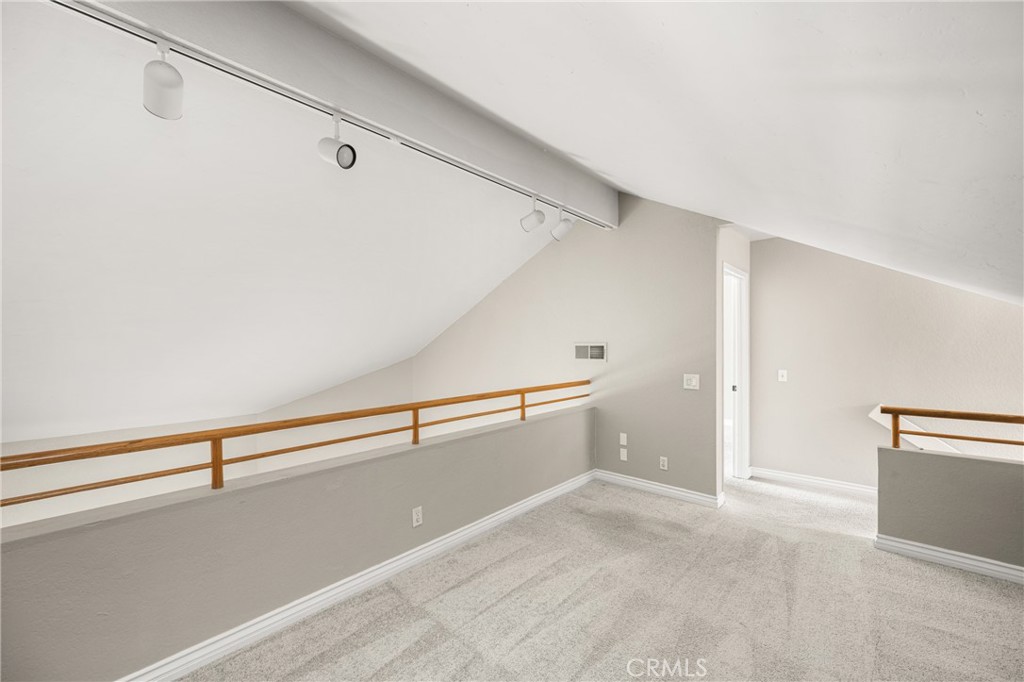 MLS #OC25171029 image #38