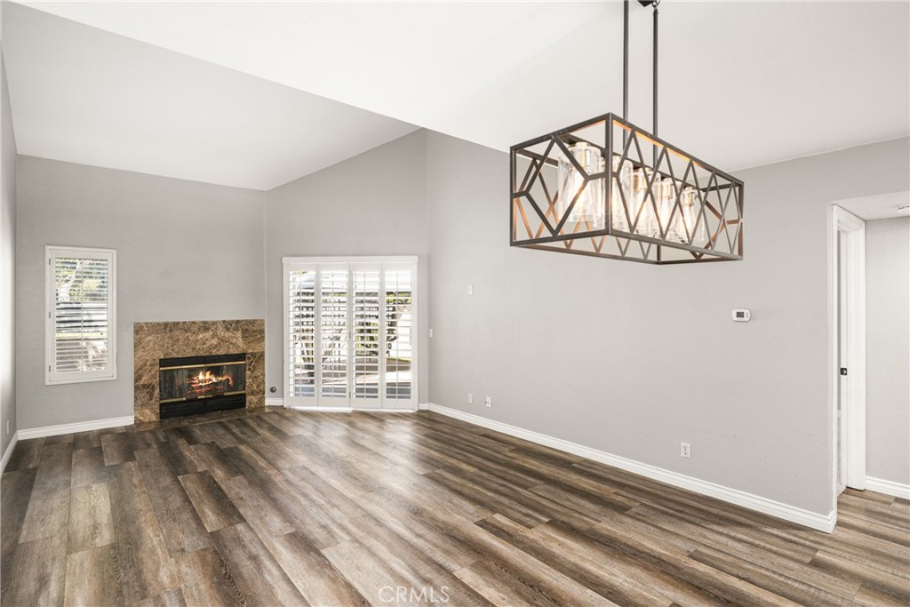 MLS #OC25171029 image #9