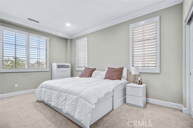 MLS #OC25171106 image #15