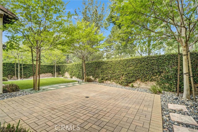 MLS #OC25171106 image #18