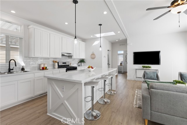 MLS #OC25171151 image #3