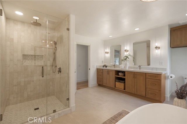 MLS #OC25171273 image #26