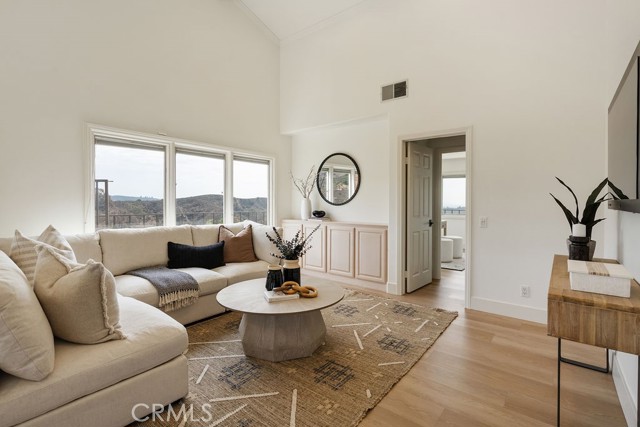 MLS #OC25171273 image #41