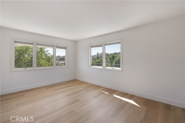 MLS #OC25171273 image #45