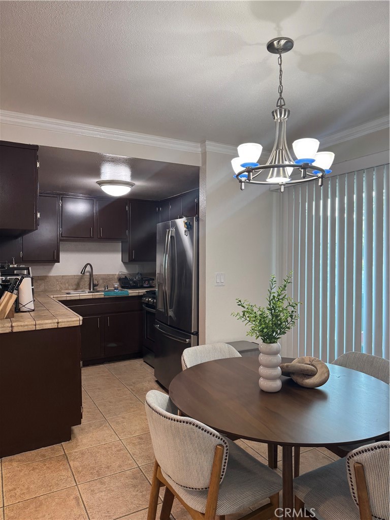 MLS #OC25171293 image #2