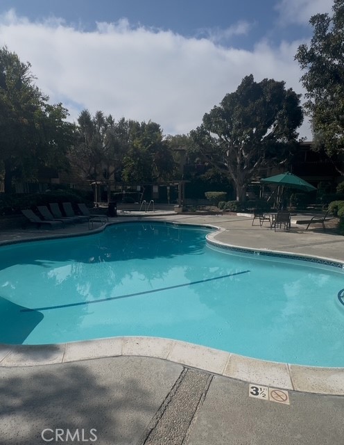 MLS #OC25171293 image #5