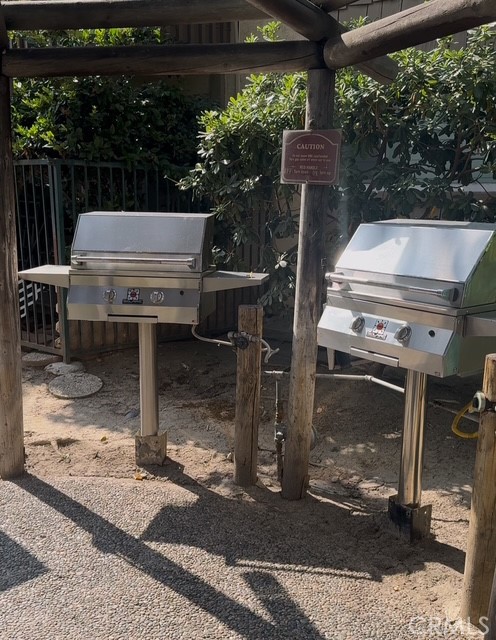 MLS #OC25171293 image #6