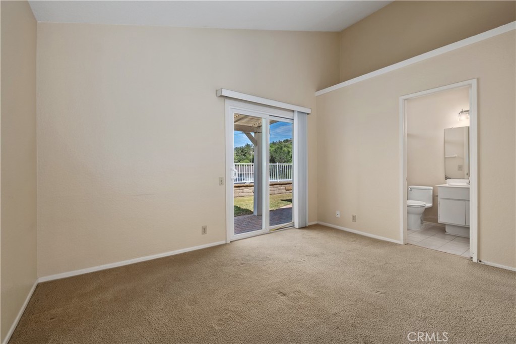 MLS #OC25171366 image #15