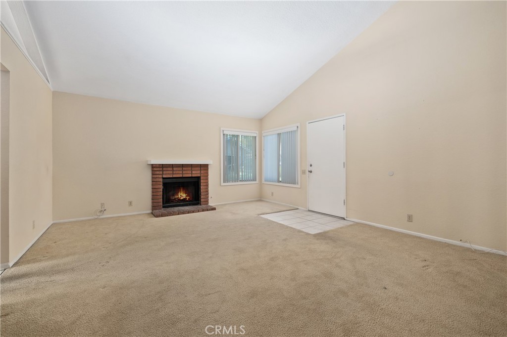 MLS #OC25171366 image #3