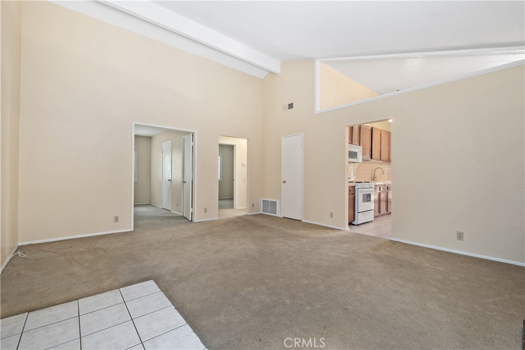 MLS #OC25171366 image #6