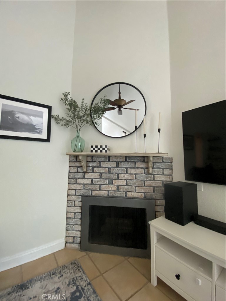 MLS #OC25171415 image #12