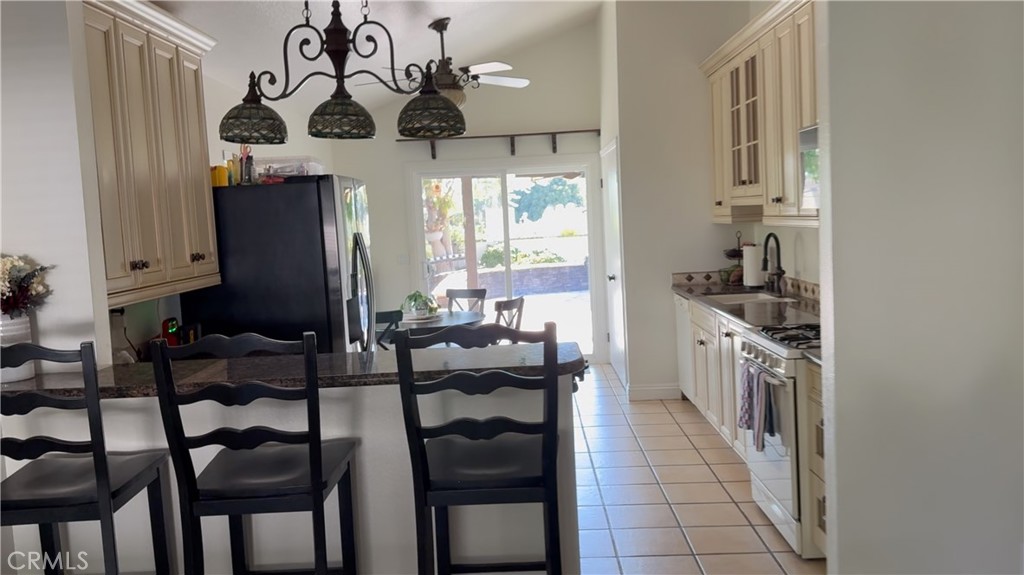 MLS #OC25171415 image #16