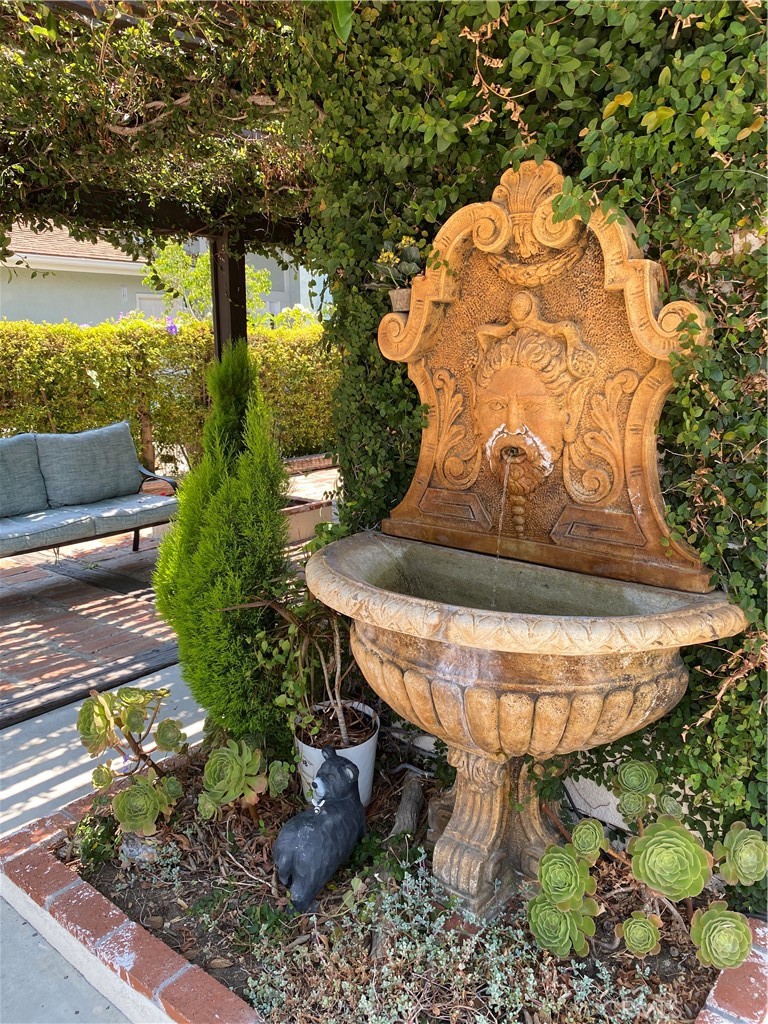 MLS #OC25171415 image #7