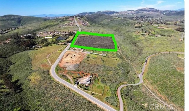 MLS #OC25171596 image #0