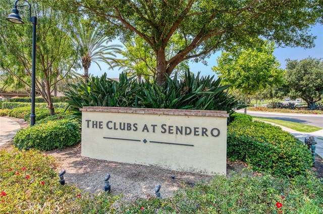 MLS #OC25171638 image #32