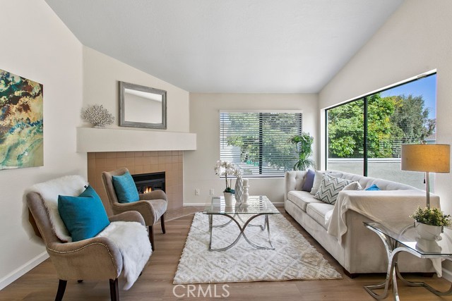 MLS #OC25171749 image #3