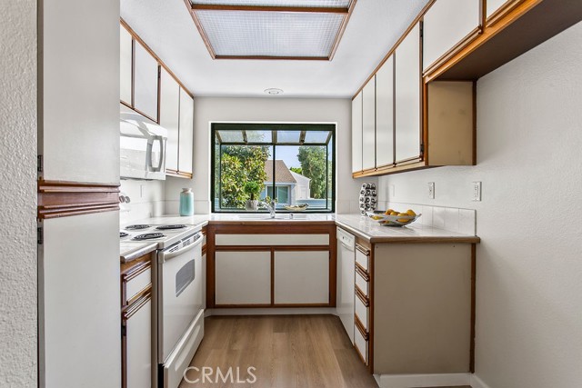 MLS #OC25171749 image #8