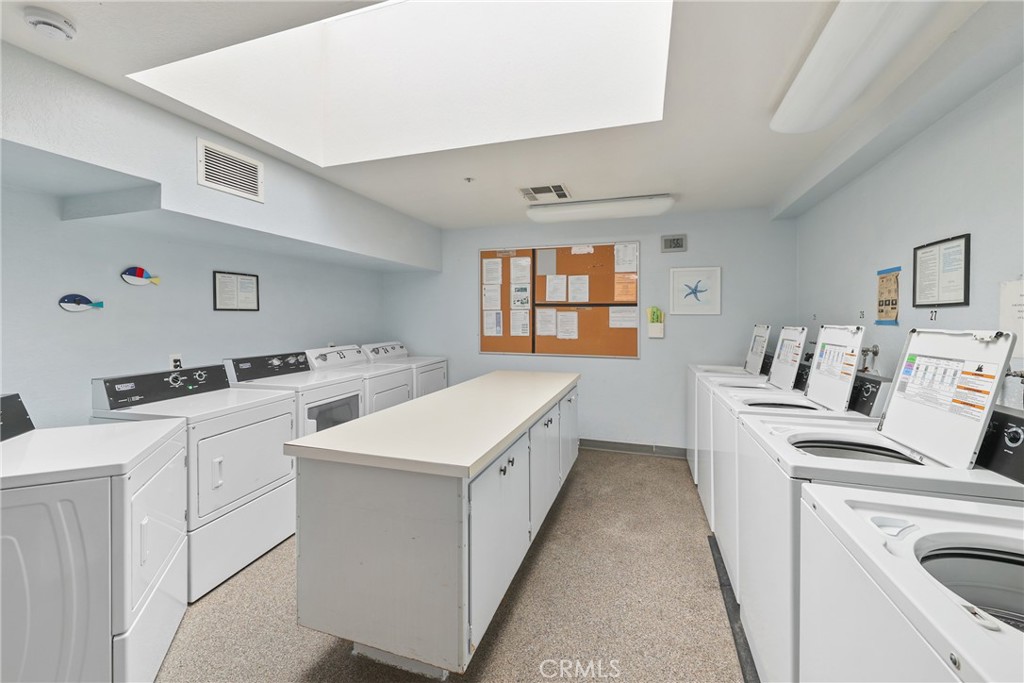 MLS #OC25171784 image #11