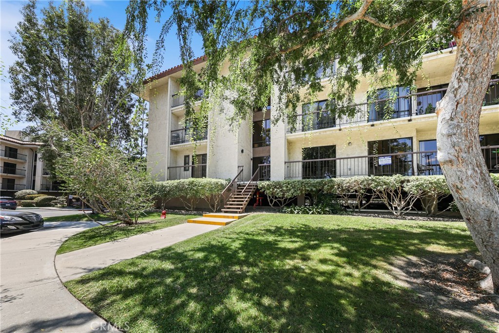 MLS #OC25171784 image #12