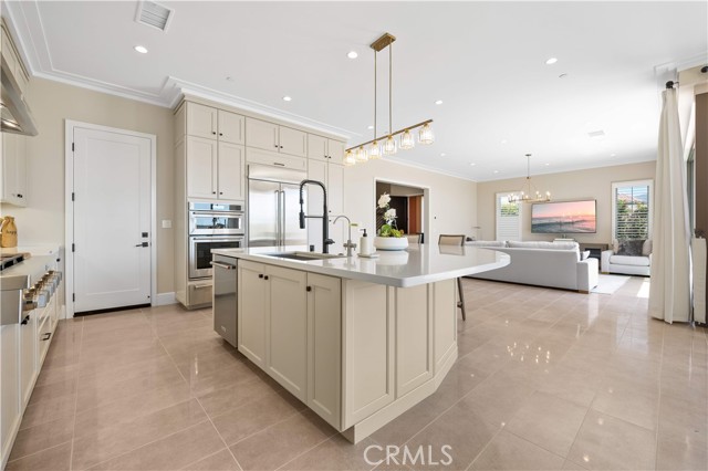 MLS #OC25171802 image #21