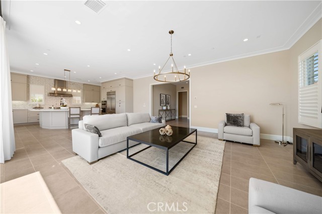 MLS #OC25171802 image #23