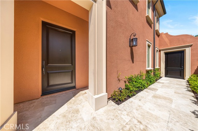 MLS #OC25171802 image #3