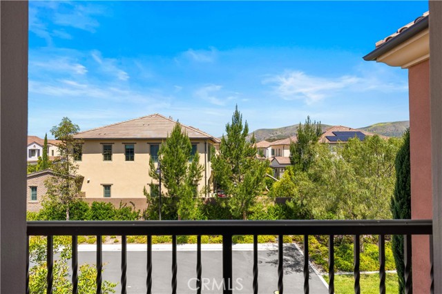 MLS #OC25171802 image #40