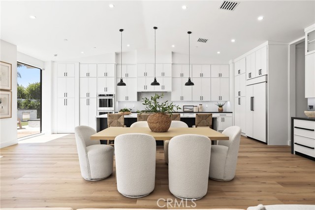 MLS #OC25171847 image #2