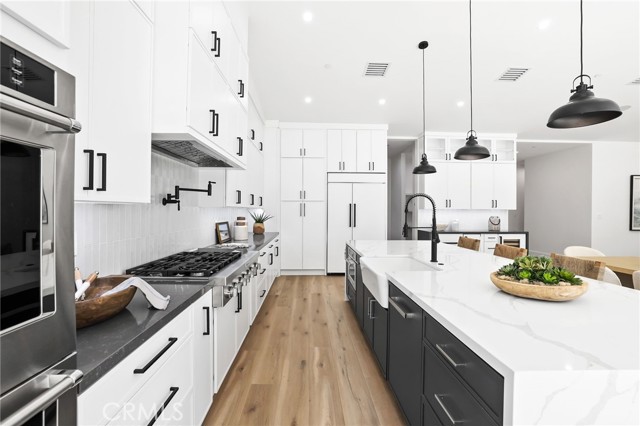 MLS #OC25171847 image #23