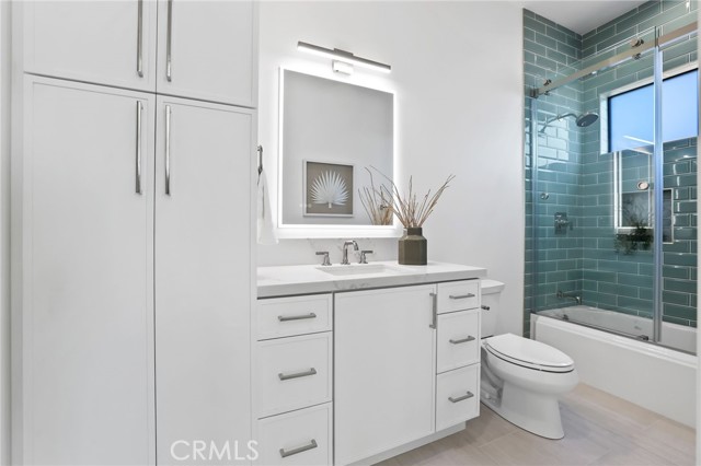 MLS #OC25171847 image #42