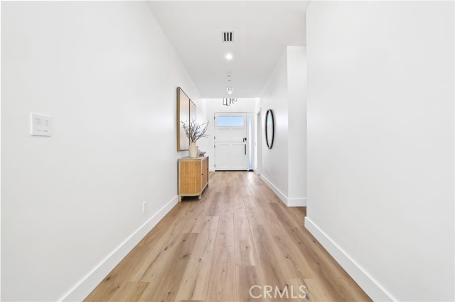 MLS #OC25171847 image #47