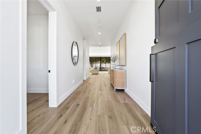 MLS #OC25171847 image #5