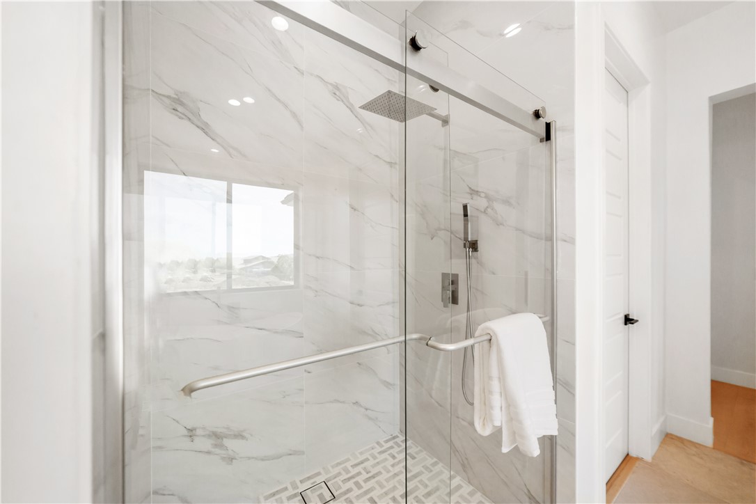 MLS #OC25172161 image #29