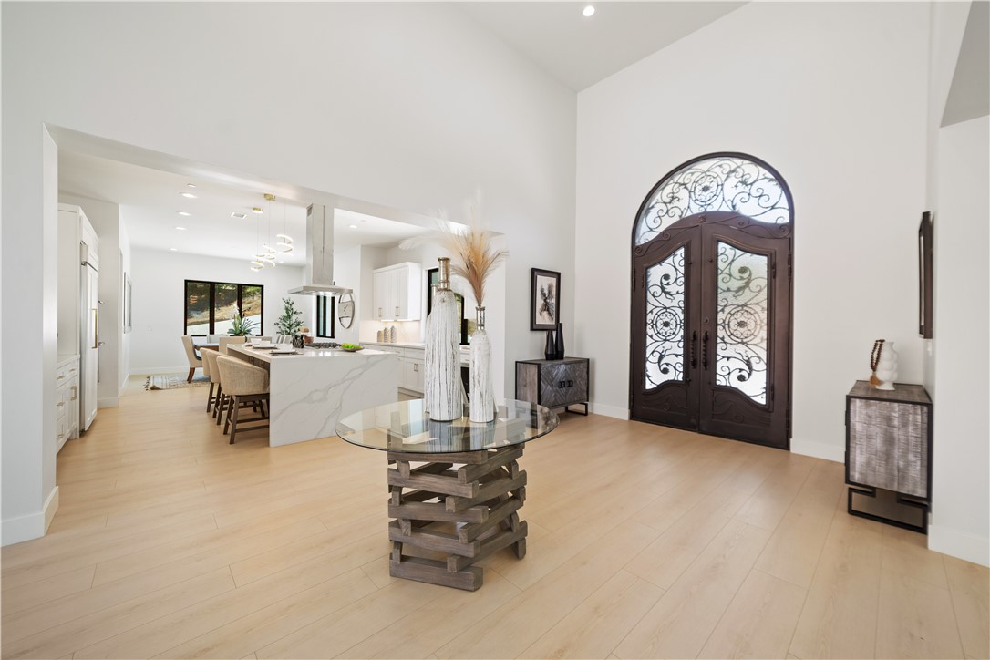 MLS #OC25172161 image #4