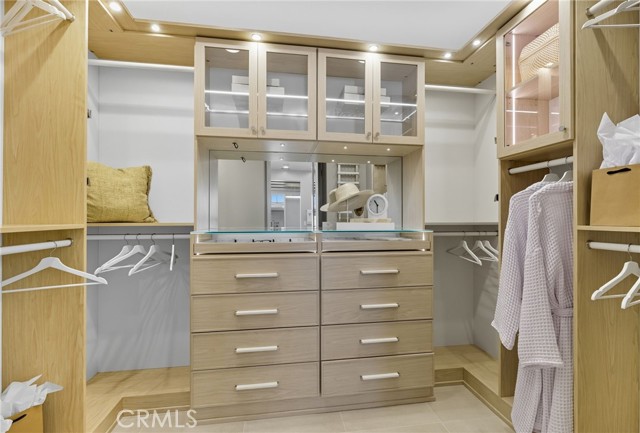 MLS #OC25172200 image #13