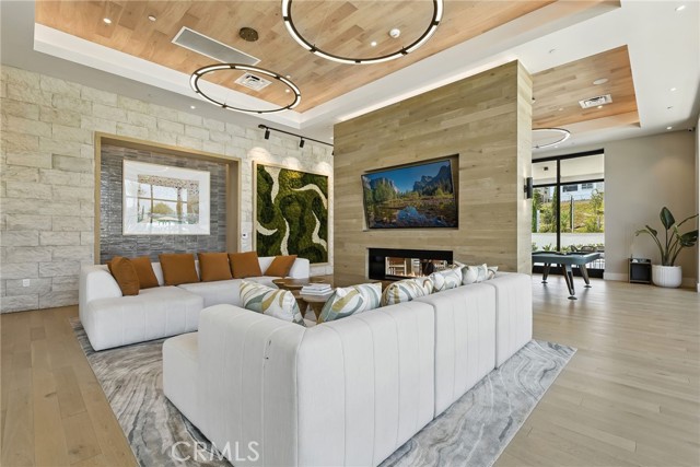 MLS #OC25172200 image #31