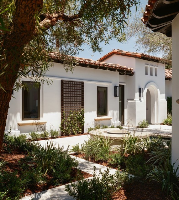 MLS #OC25172407 image #4