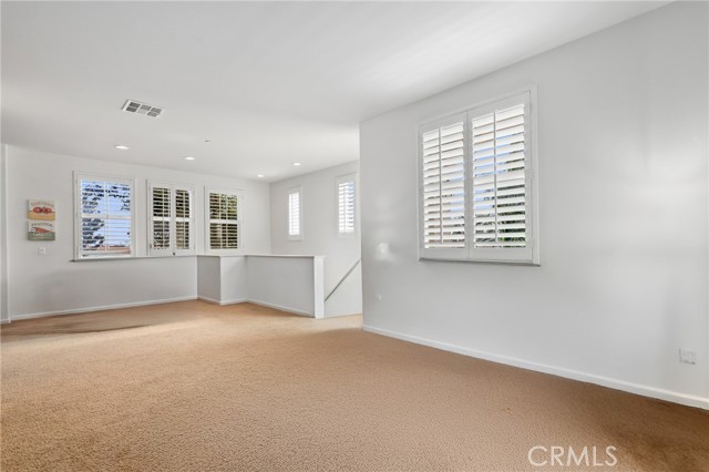 MLS #OC25172526 image #1