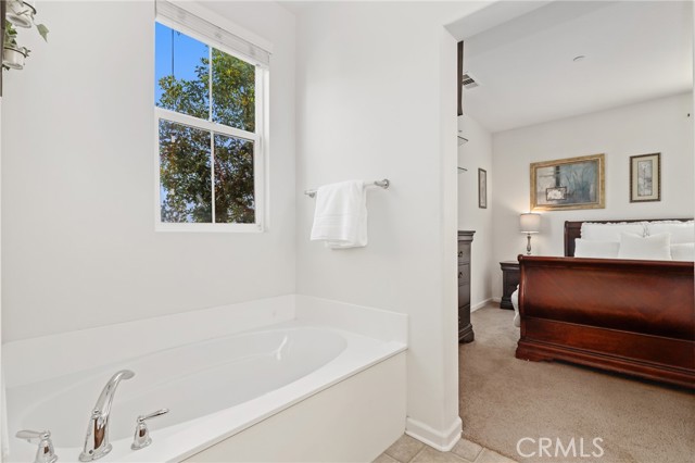 MLS #OC25172526 image #10