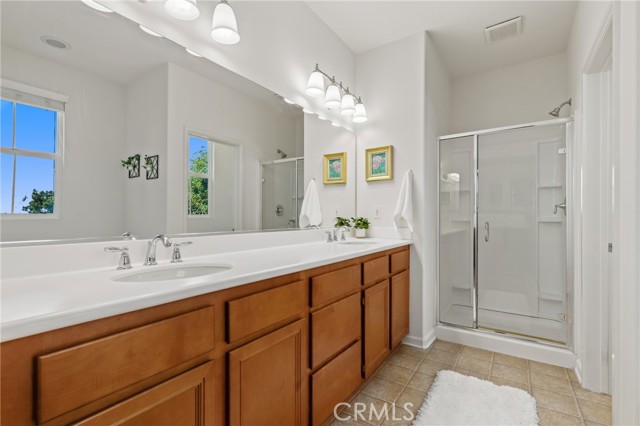 MLS #OC25172526 image #9