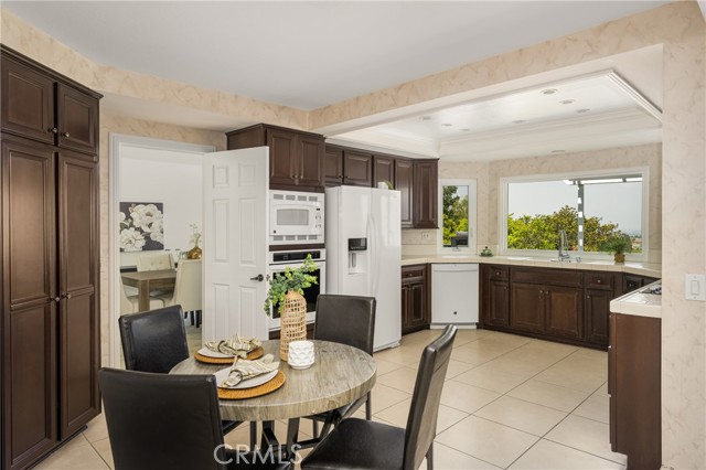 MLS #OC25172762 image #18