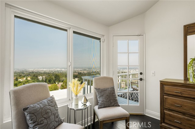 MLS #OC25172762 image #32