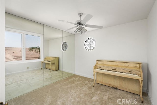 MLS #OC25172762 image #37