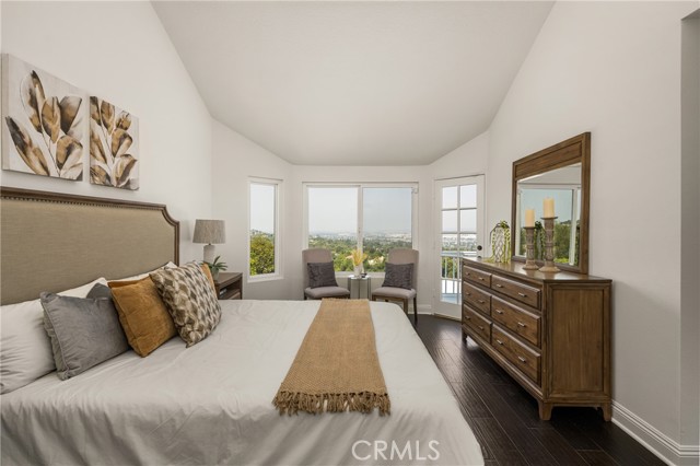 MLS #OC25172762 image #5