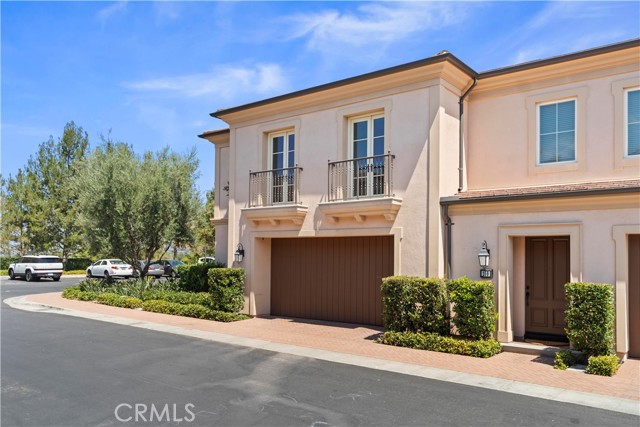 MLS #OC25172993 image #1