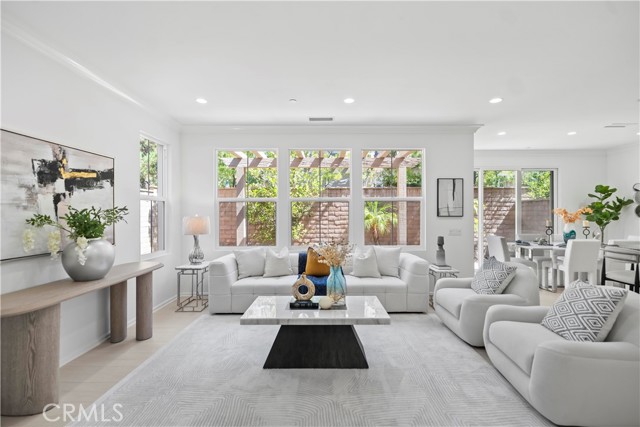 MLS #OC25172993 image #10