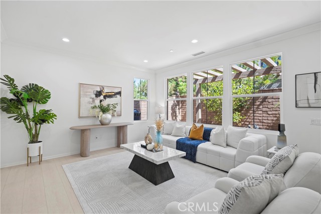 MLS #OC25172993 image #13