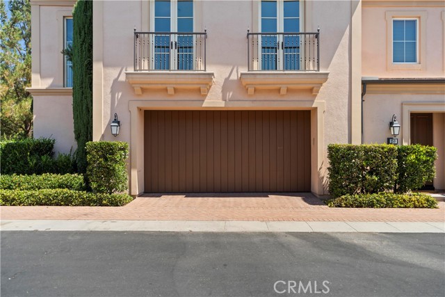 MLS #OC25172993 image #2