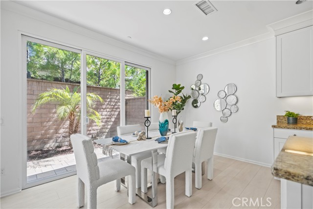 MLS #OC25172993 image #21